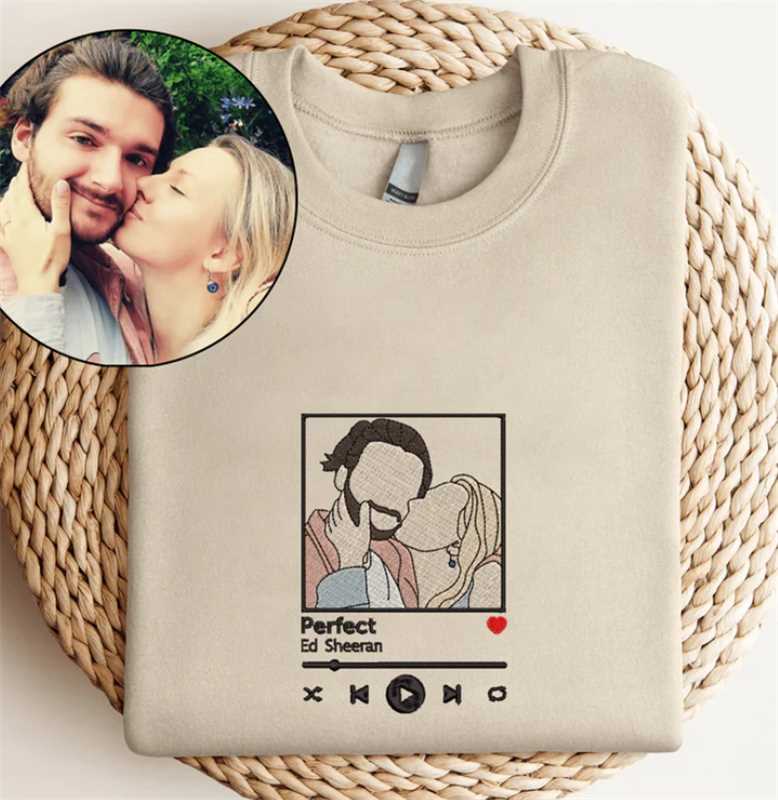 ❤️‍🔥(Best Selling)Custom Embroidered Sweatshirt Portrait Music Player Couple Family Gift