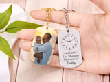 Custom Photo Dad Keychain for Men,The Moment I Became a Daddy Keychain,Engraved Name Family Photo Keyring,Keychain for Dad,Father Day Gift